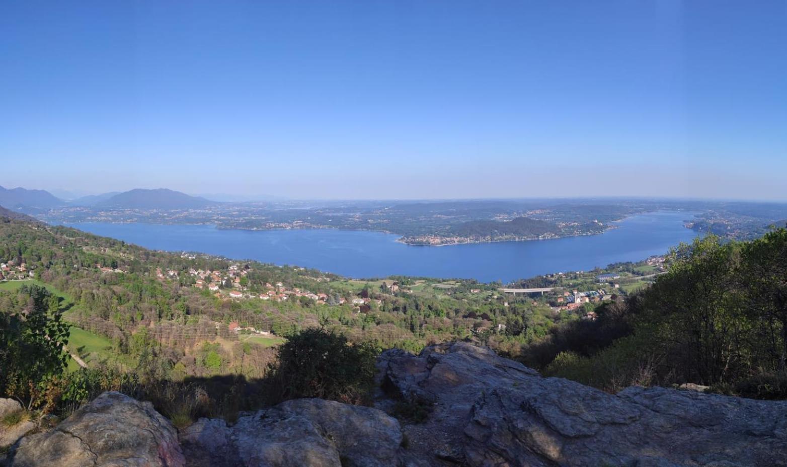 فيلا Casa Antonia Tra Laghi & Monti Armeno المظهر الخارجي الصورة
