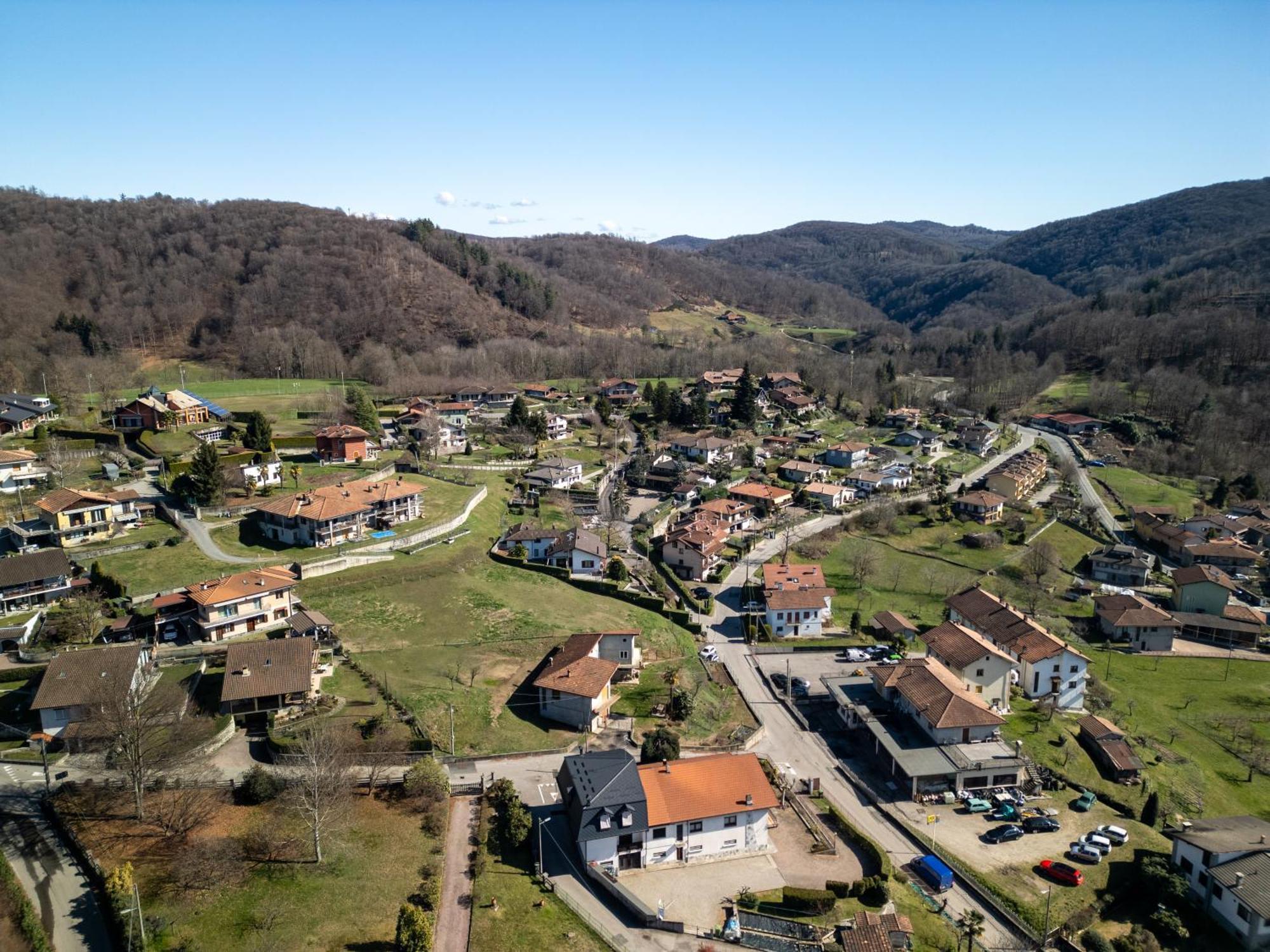 فيلا Casa Antonia Tra Laghi & Monti Armeno المظهر الخارجي الصورة